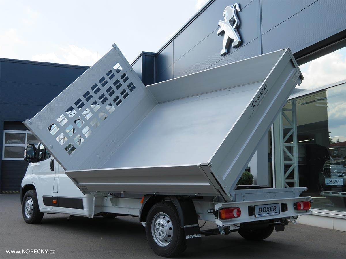 Fotogalerie modelu Peugeot BOXER 7 míst, třístranná sklápěcí nástavba