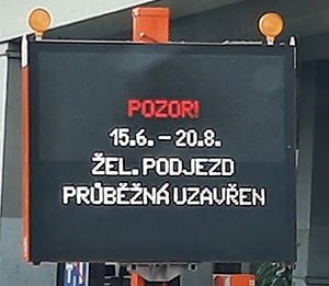 Dopravní komplikace v okolí pražské pobočky